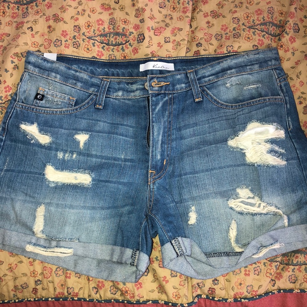 KanCan distressed denim shorts